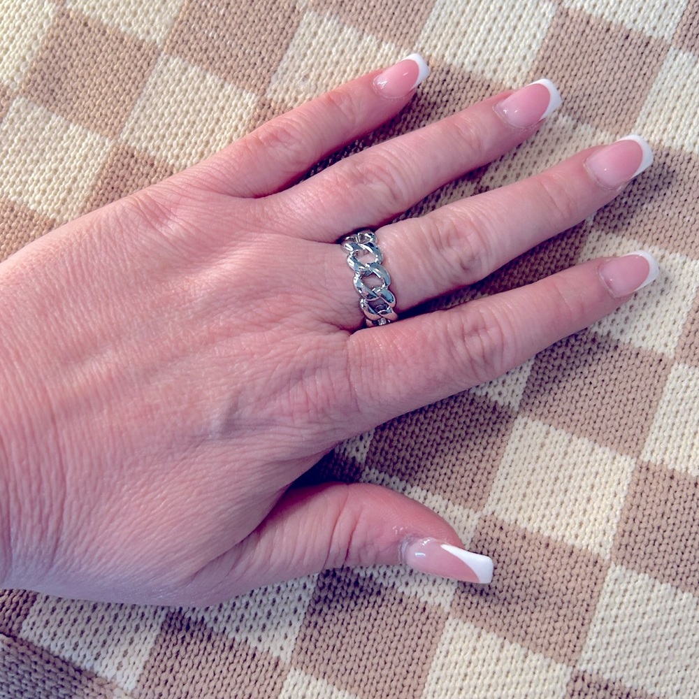 Silver Toned Chain Link Ring